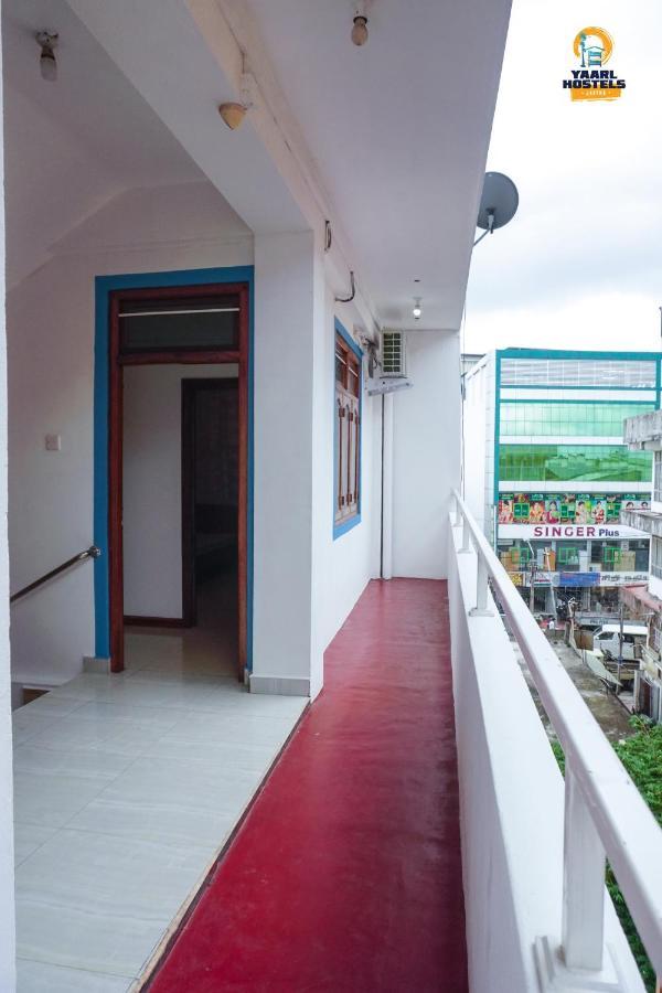Yaarl Hostels จาฟนา ภายนอก รูปภาพ