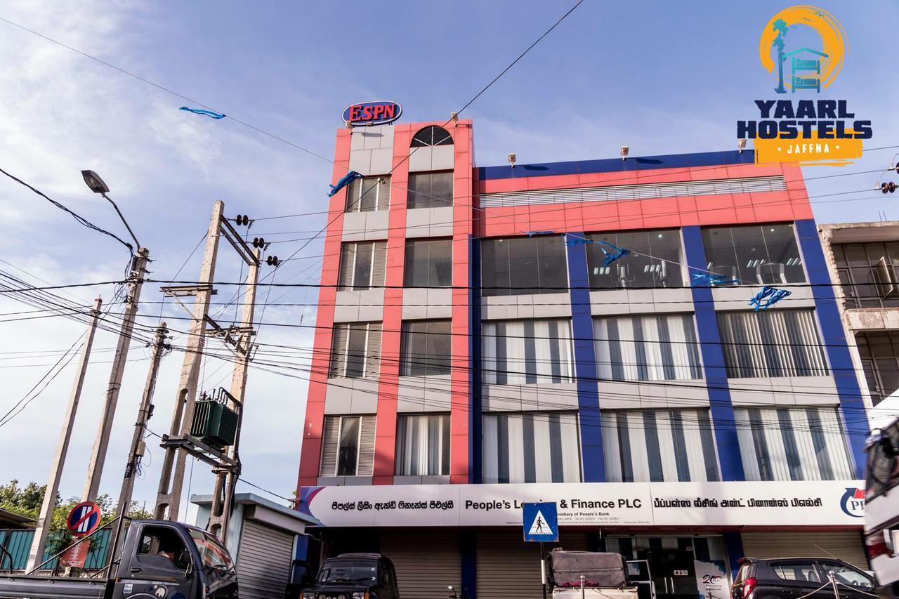 Yaarl Hostels จาฟนา ภายนอก รูปภาพ
